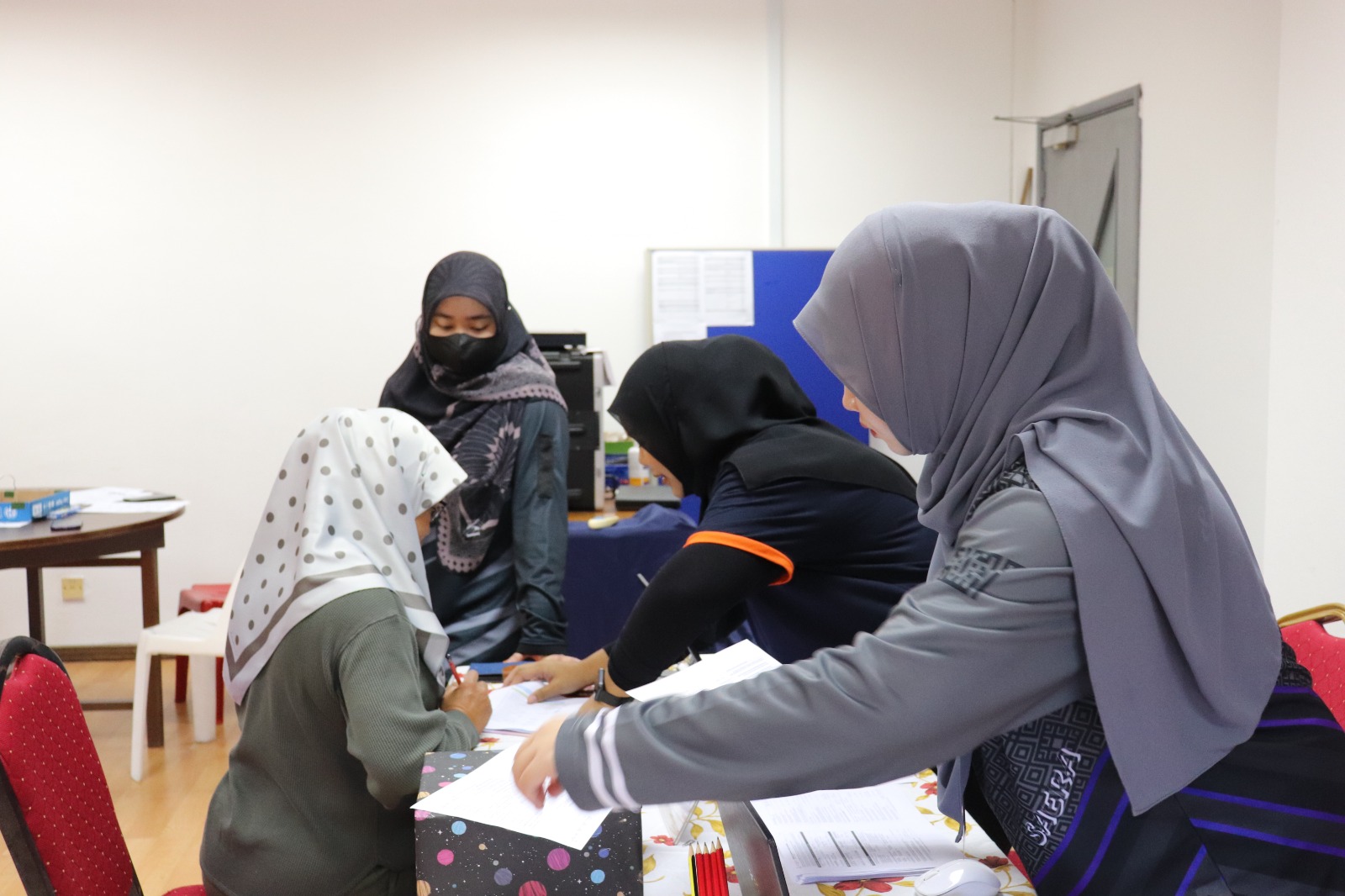 registration table.jpg